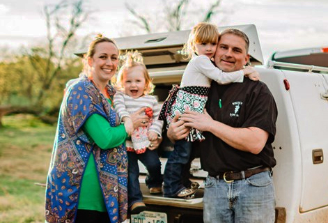 Dr. Bret White and his wife Dr. Tammy White with their girls.